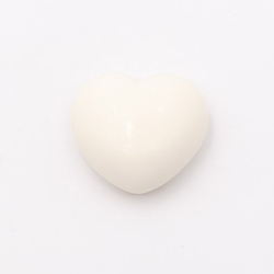 LA MAISON: Heart-shaped soap 