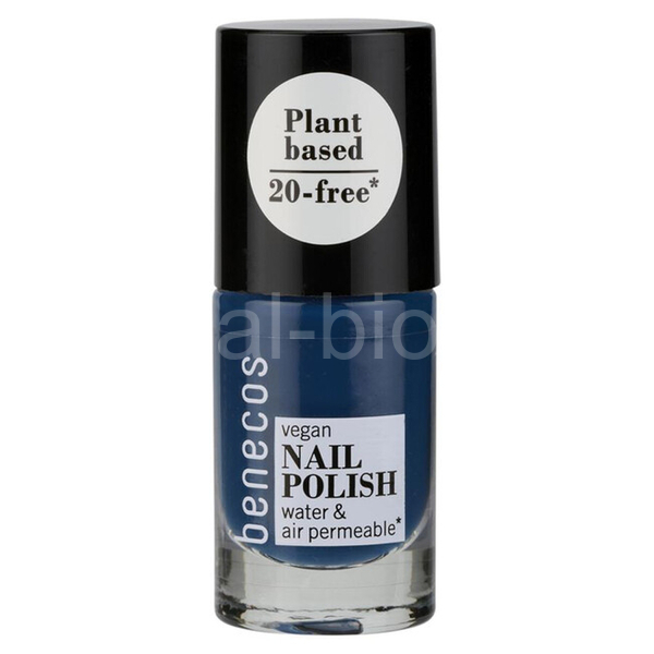 Nail polish 