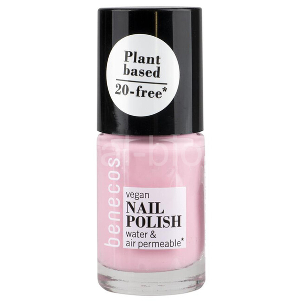 Nail polish 